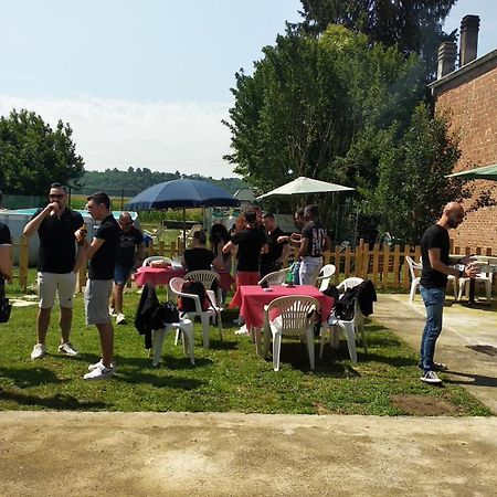 Spighe Paglia E Girasole Acomodação com café da manhã Candia Canavese Exterior foto