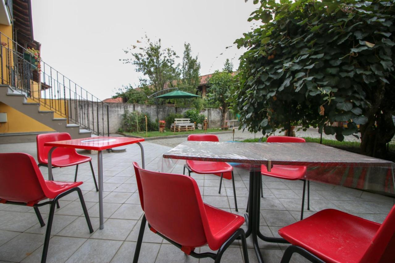 Spighe Paglia E Girasole Acomodação com café da manhã Candia Canavese Exterior foto