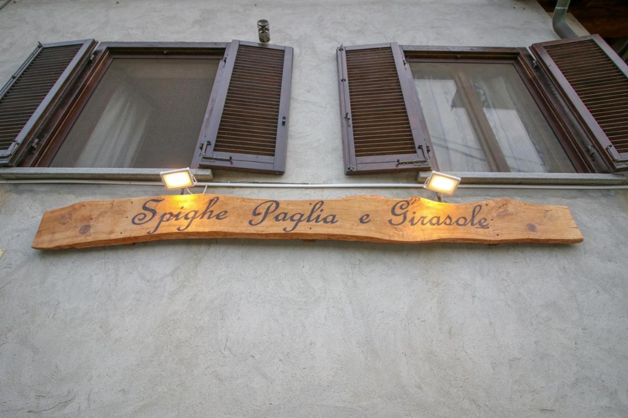 Spighe Paglia E Girasole Acomodação com café da manhã Candia Canavese Exterior foto