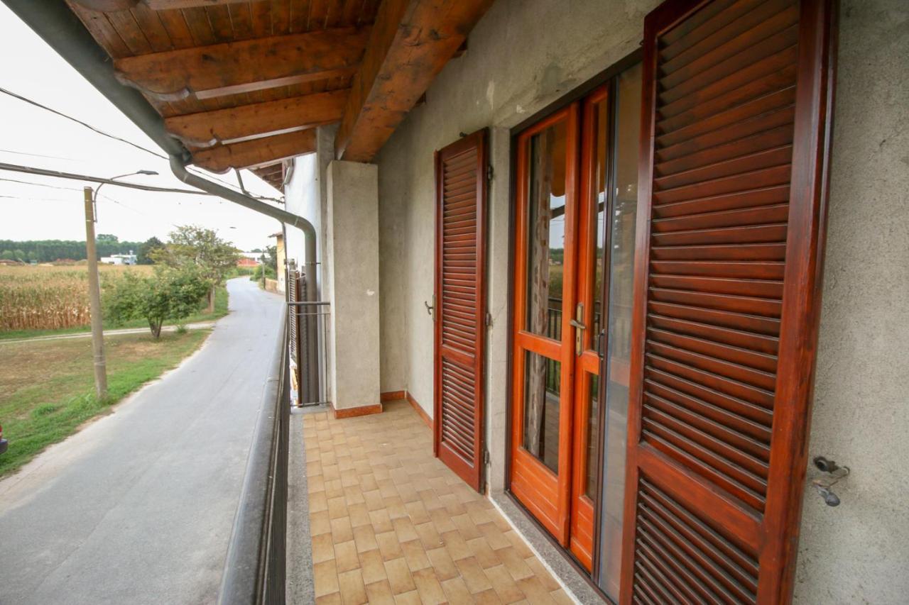 Spighe Paglia E Girasole Acomodação com café da manhã Candia Canavese Exterior foto