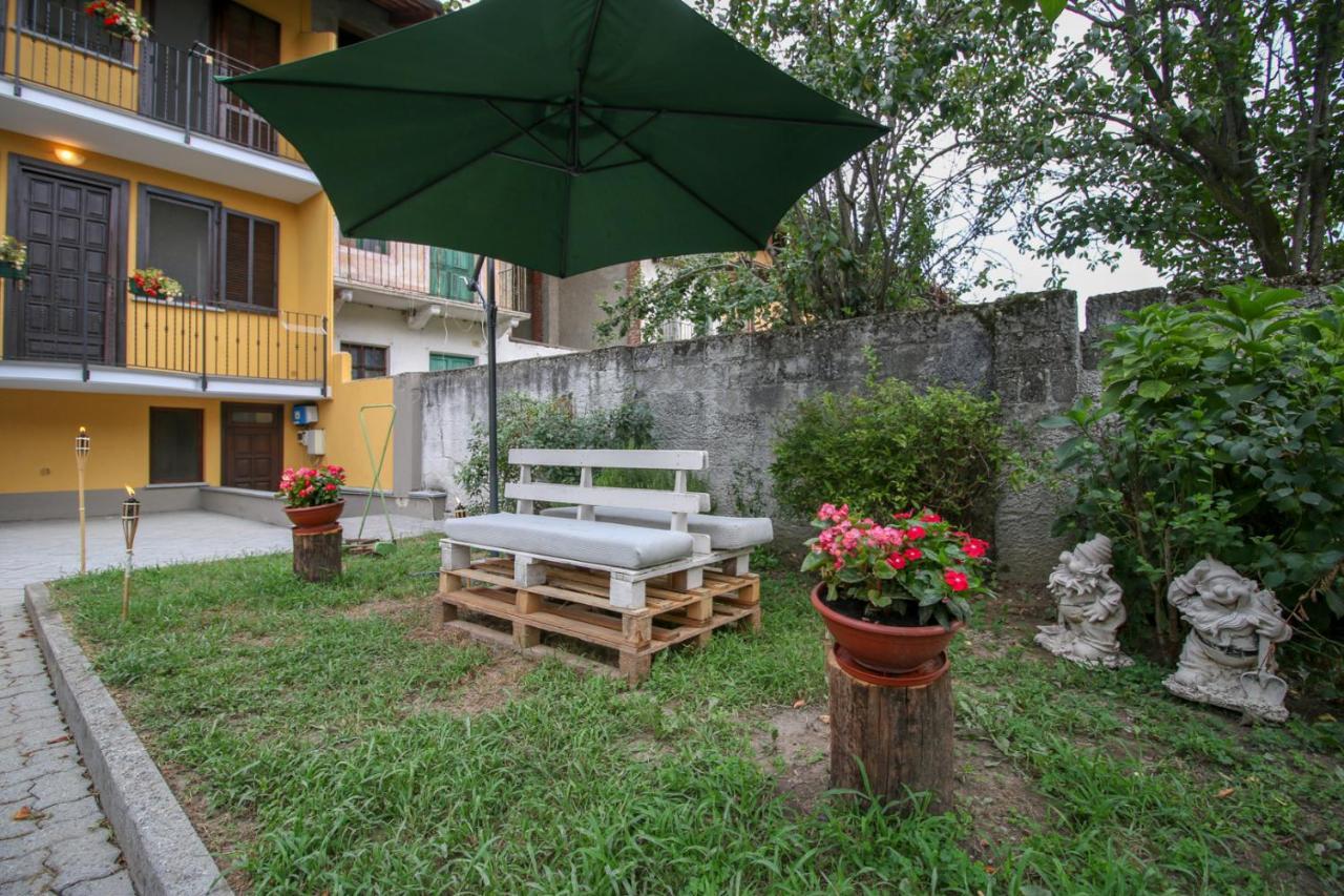 Spighe Paglia E Girasole Acomodação com café da manhã Candia Canavese Exterior foto