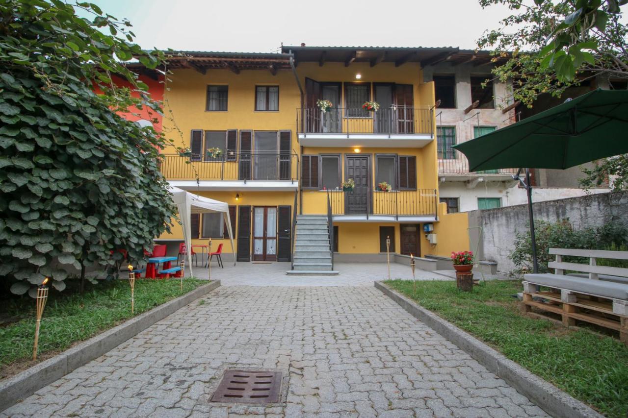 Spighe Paglia E Girasole Acomodação com café da manhã Candia Canavese Exterior foto